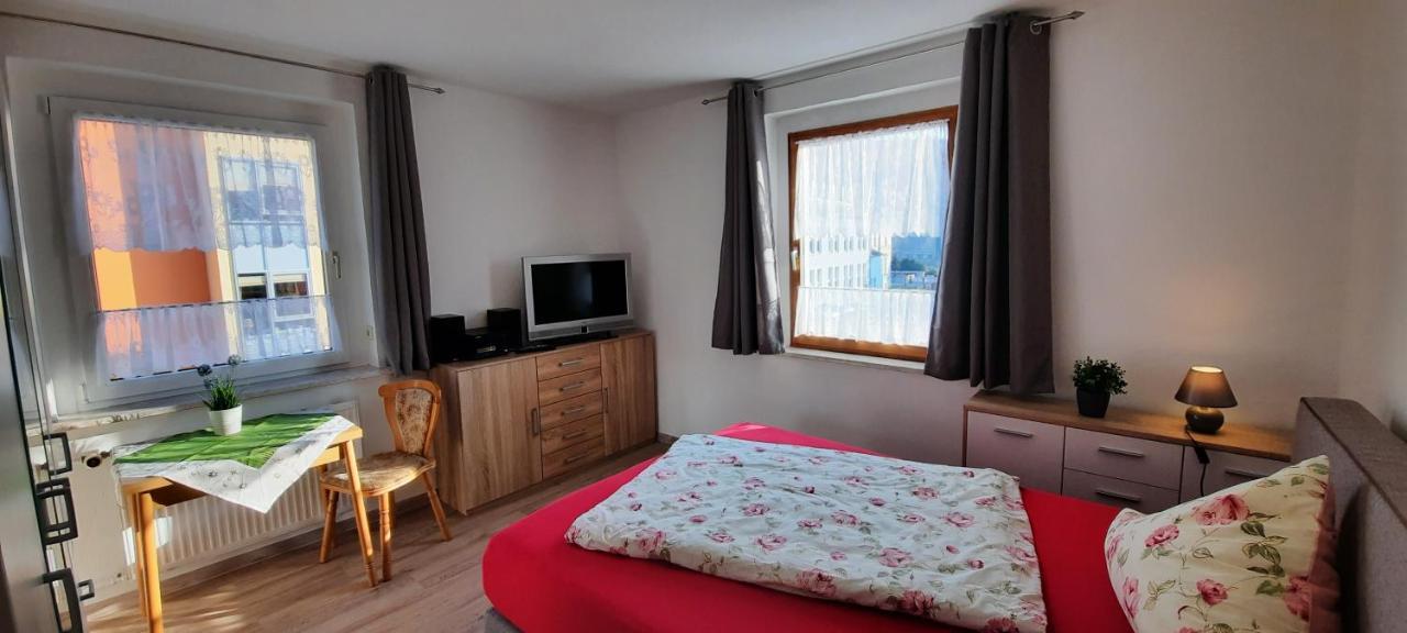 Ferienhaus Und Ferienwohnung Buettner Rathmannsdorf Buitenkant foto