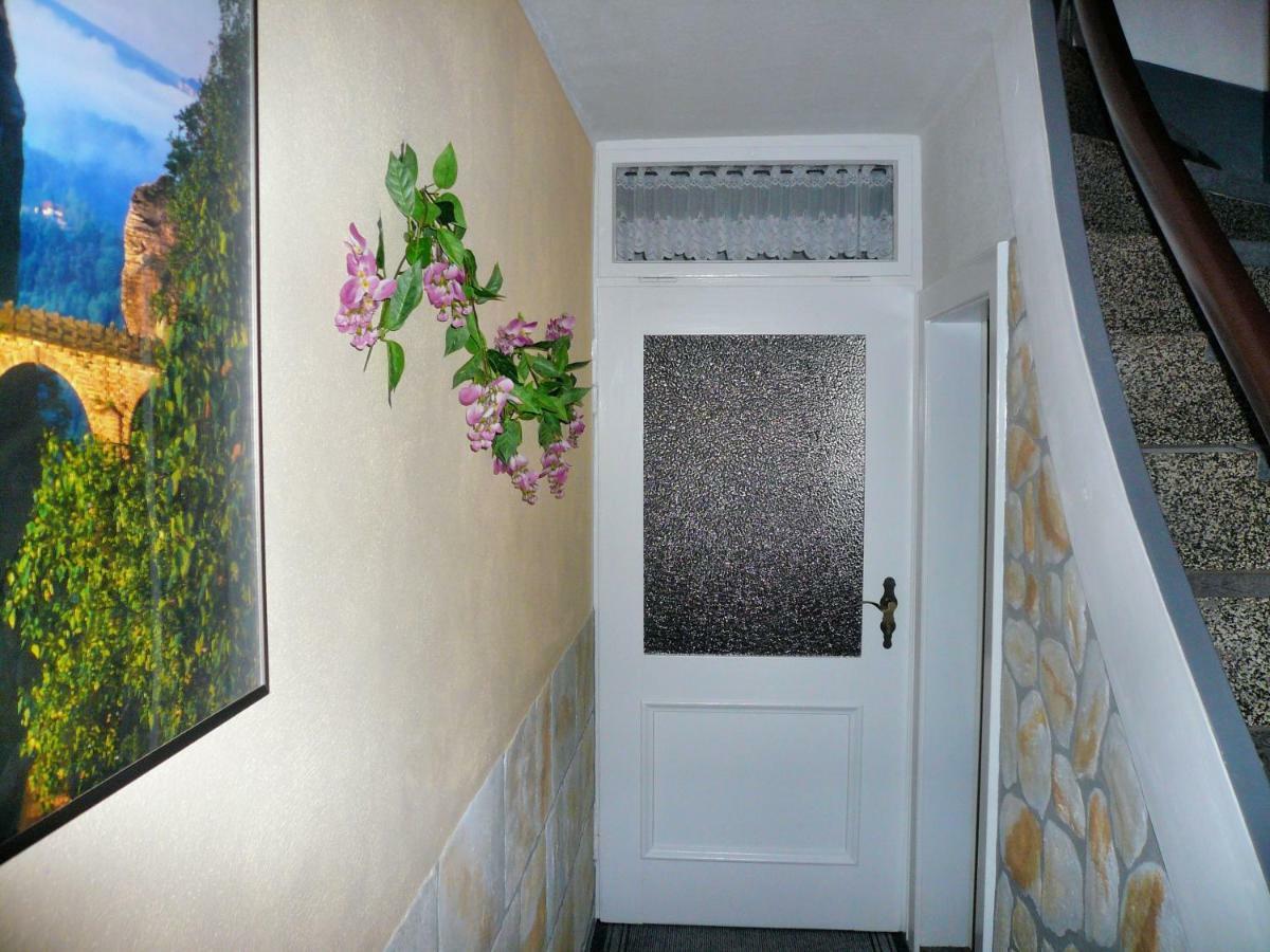 Ferienhaus Und Ferienwohnung Buettner Rathmannsdorf Buitenkant foto
